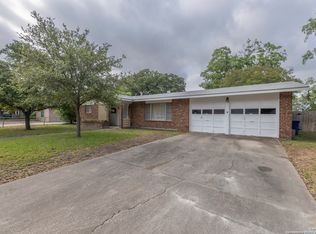 4326 Hall Park Dr, San Antonio, TX 78218