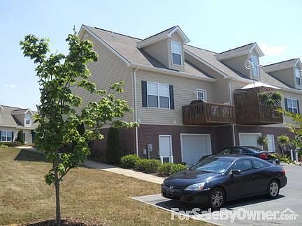 2nd image of 1313 Kensington Pl