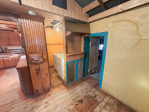 5th image of 406 S Cockrell St