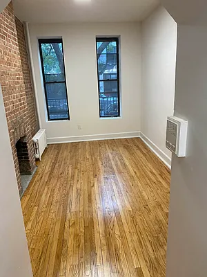 Rented by Sandra Greer Real Estate | media 9