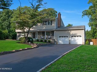 60 Wallace Rd, Middletown, NJ 07748