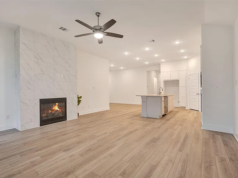 6027 Churchill Springs Ln — Photo 14