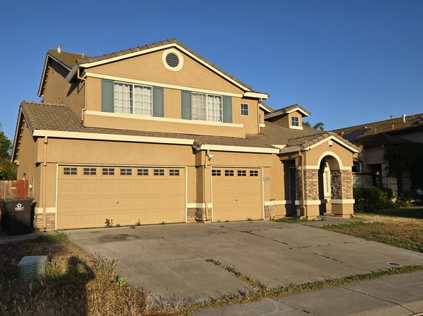 1716 Erickson Cir
