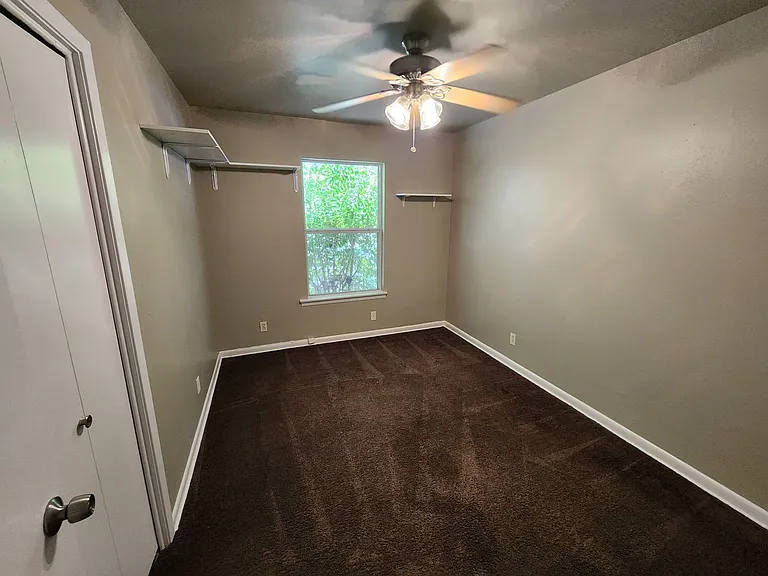 404 Franklin Blvd #A — Photo 23