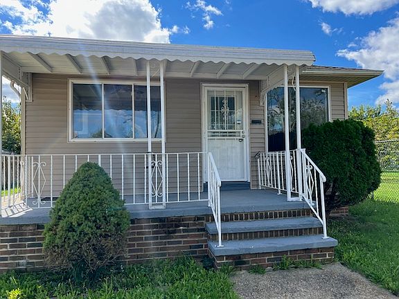 5th image of 12721 Firsby Ave