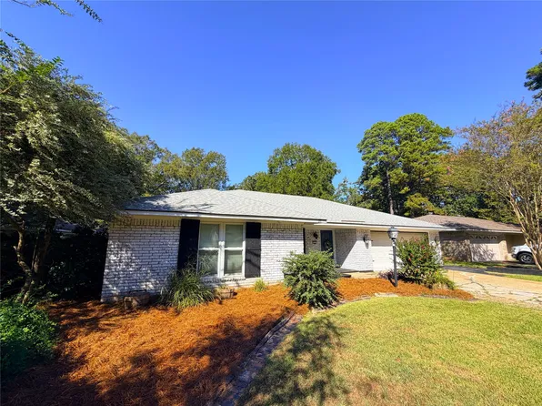 211 Chimney Ln, Haughton, LA 71037