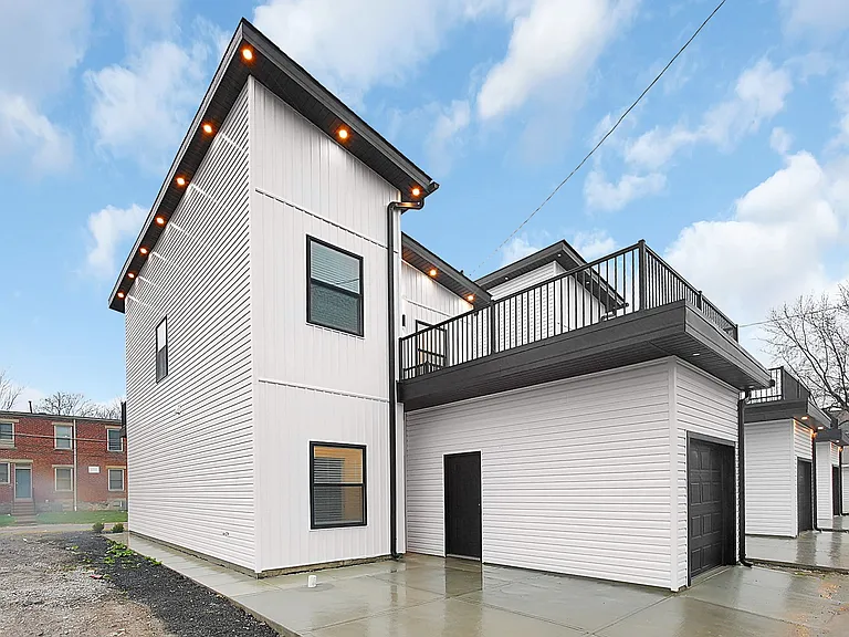 936 Wagner St — Photo 28