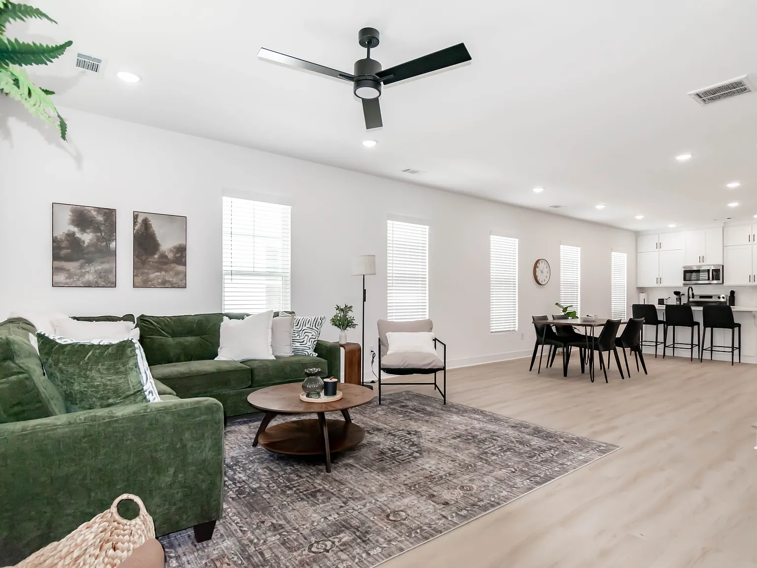 1430 Dunn Avenue - 1 — Photo 3