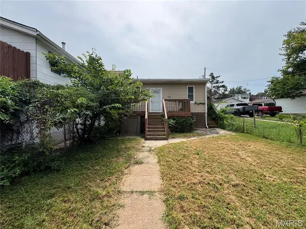 5006 Grace Ave, Saint Louis, MO 63116
