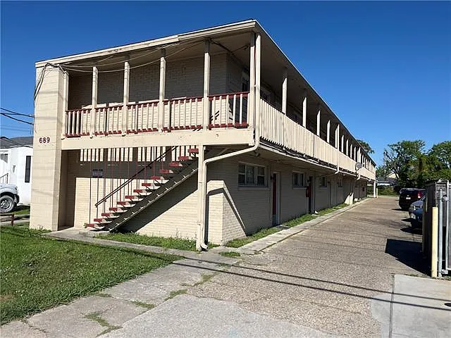 689 Central Ave #G