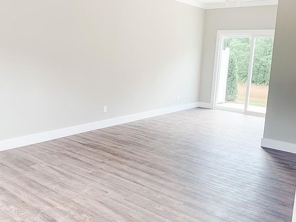 2nd image of 3735 Keri Ln NE