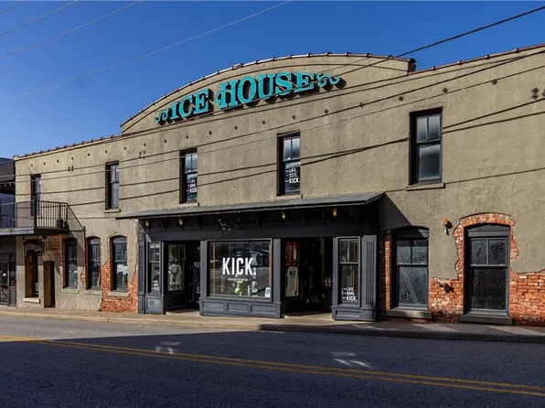 339 N West Ave Unit 207, Fayetteville, AR 72701