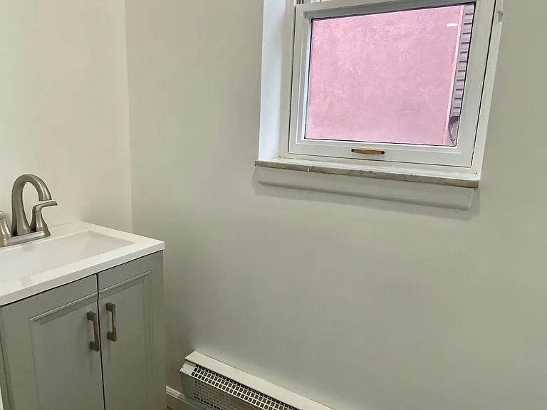 126 Union St #1 — Photo 10