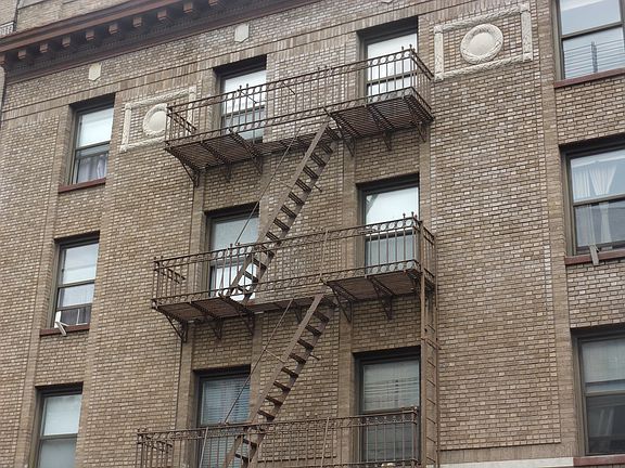 5th image of 3405 34th St APT 2