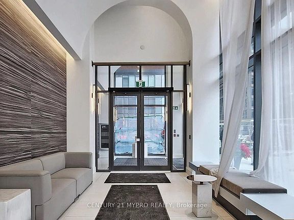 2nd image of 39 Roehampton Ave #3409