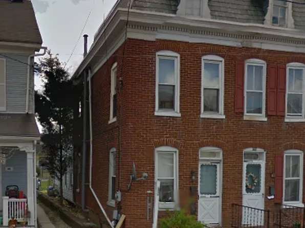 129 Pleasant St, Hanover, PA 17331