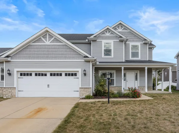118 Sunflower St, Savoy, IL 61874