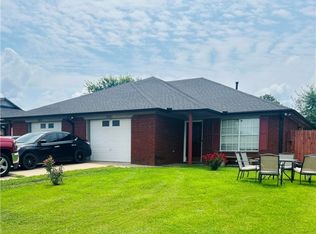 3091 Stagecoach Ave, Springdale, AR 72764