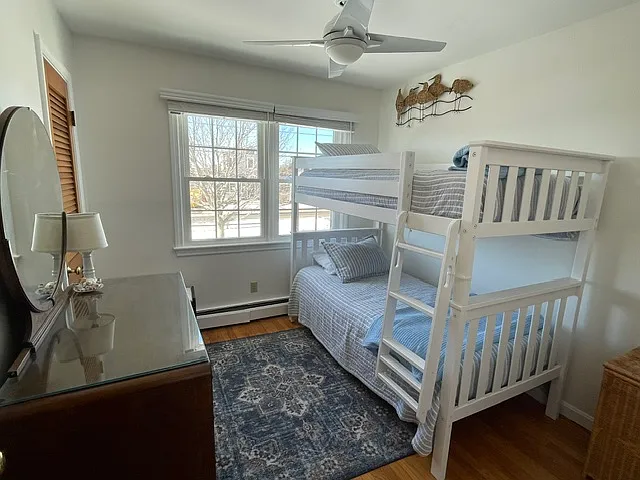 52 Seaside Ave — Photo 11