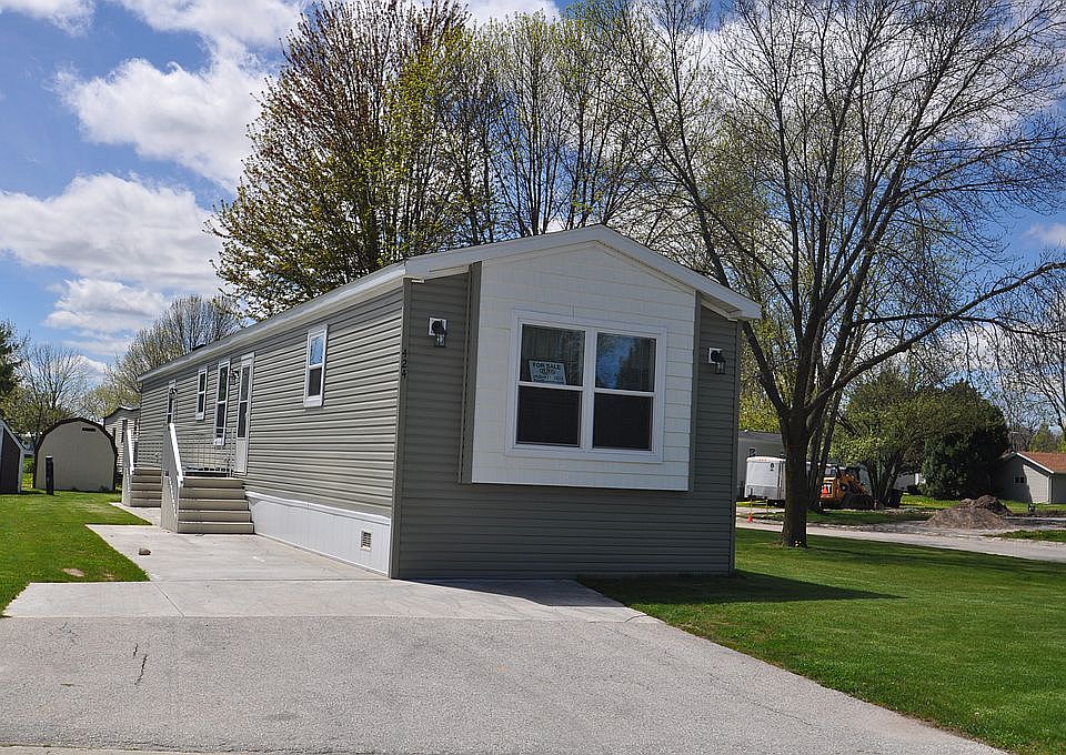 1st image of 424 Forest Blvd