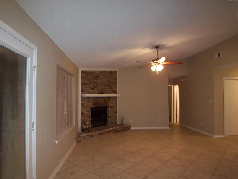 727 Valley Ridge Way — Photo 6