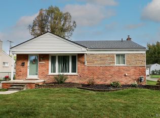 29866 Robert Dr, Livonia, MI