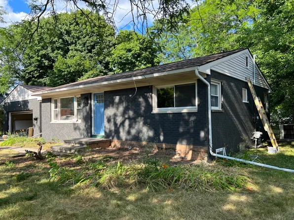 5132 E Brookfield Dr, East Lansing, MI 48823