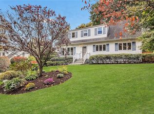 26 Shaw Pl, Hartsdale, NY 10530