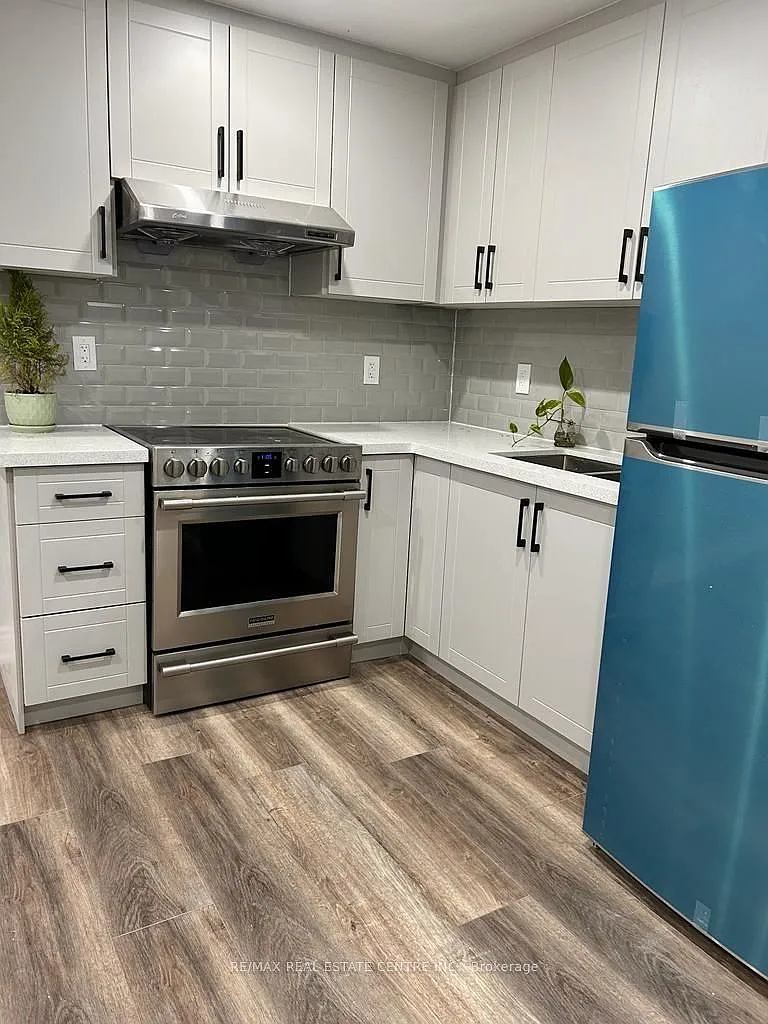 2 bed, $1,600 — Photo 4