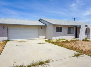 10590 Balsa Ct, Apple Valley, CA 92308