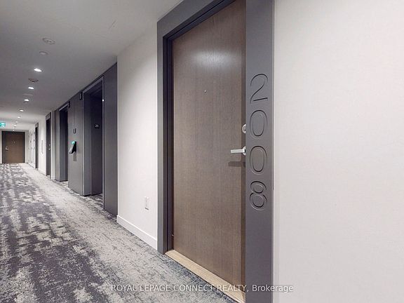 4th image of 15 Lower Jarvis St #2008