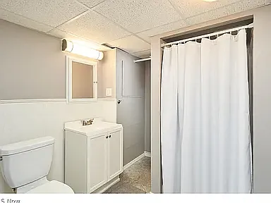 3 bed, 1222 sqft, $1,200 — Photo 2