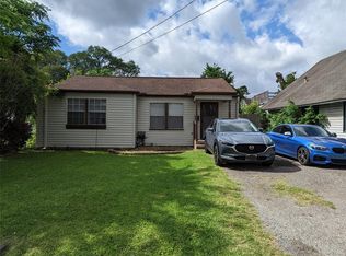 208 Melbourne St, Houston, TX 77022