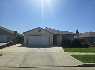 272 E San Pedro St, Merced, CA 95341