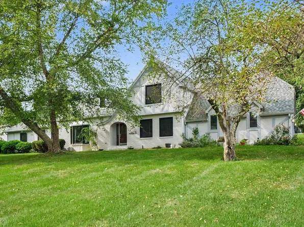 64751 Orchard Dr, Goshen, IN 46526