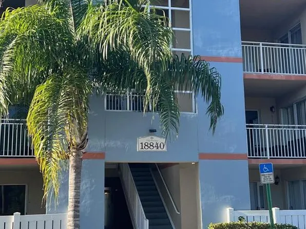18840 NW 57th Ave, Hialeah, FL