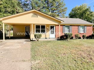 468 S Main St, Collierville, TN 38017