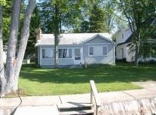 119 Blossom Ct, Houghton Lake, MI