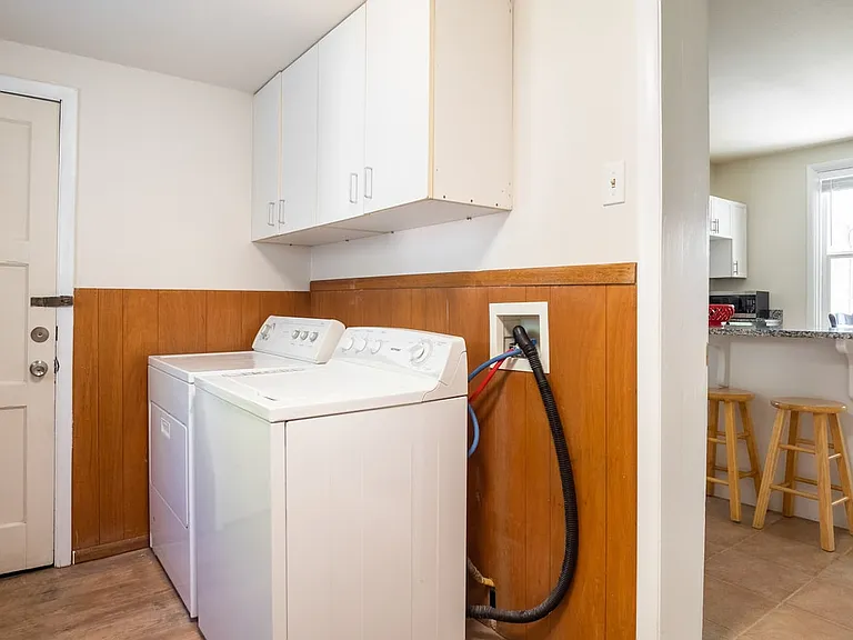 Laundry Room Cabinet