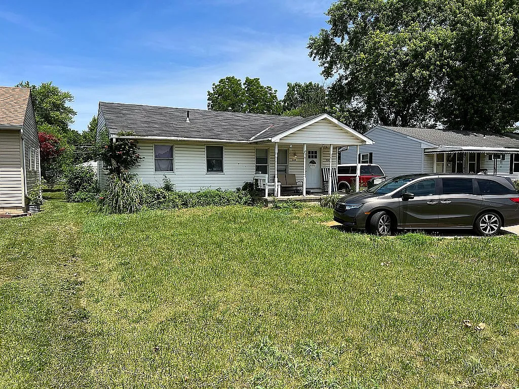 724 Williams Rd photo 1