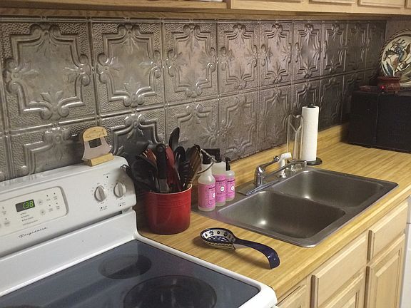 Newly remodeled kitchen.