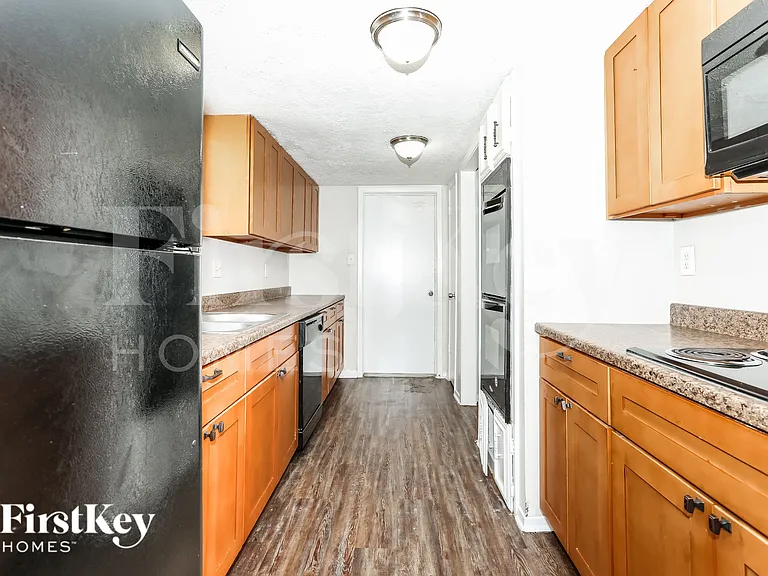 22519 Rockgate Dr — Photo 8