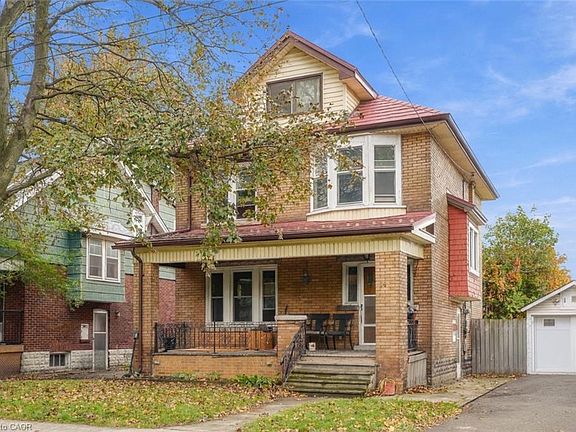 3rd image of 58 Connaught Ave S