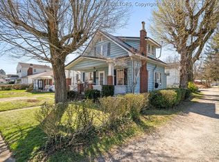 1607 Myers Ave, Dunbar, WV 25064