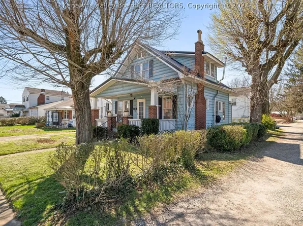 1607 Myers Ave, Dunbar, WV 25064