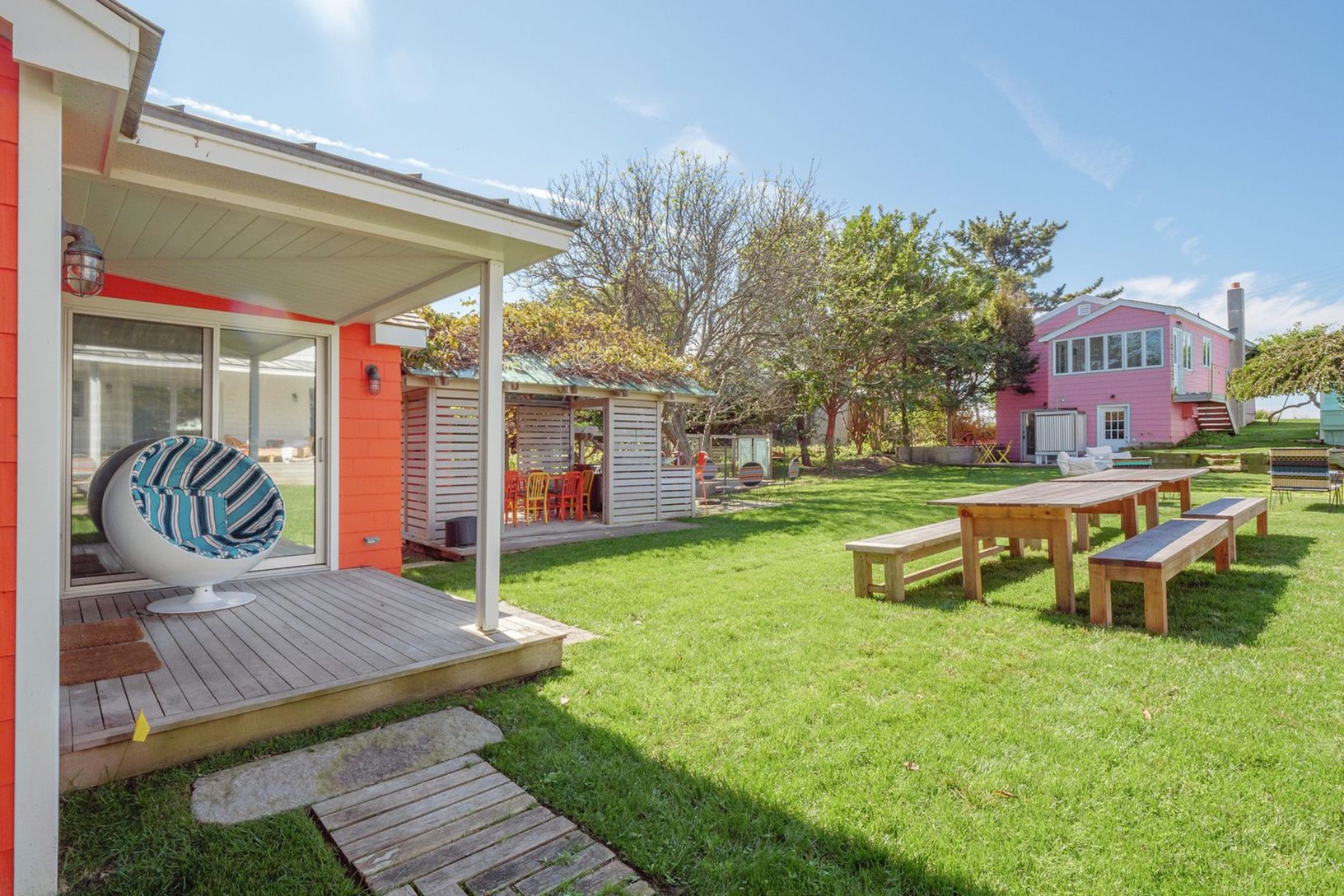  Outdoor Seating Area