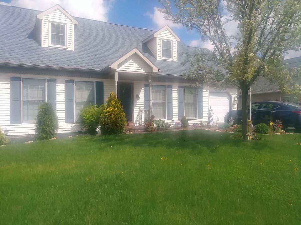 2nd image of 271 Mason Dr