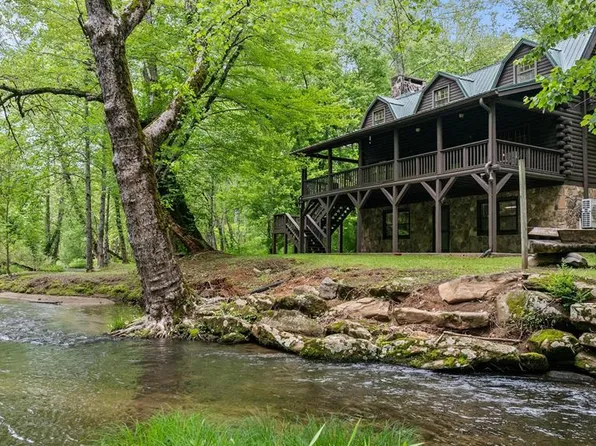 130 Sarah Cove Rd, Otto, NC 28763