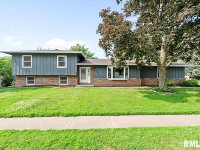 3208 Winston Dr, Bettendorf, IA, 52722