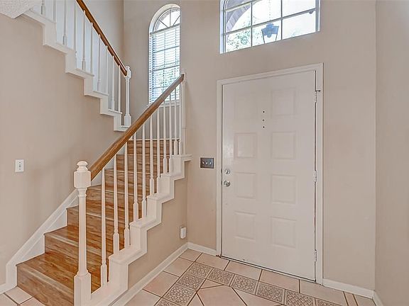 2nd image of 3334 Oak Branch Ln